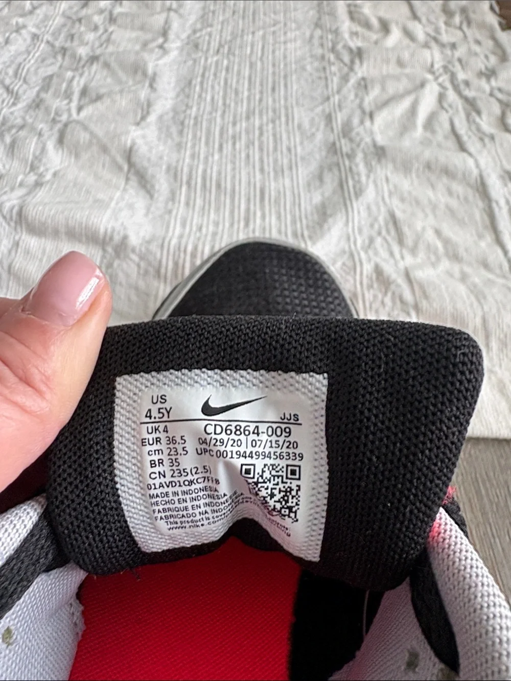 Nike Kids Air Max Sneakers in Black, Gray & Pink